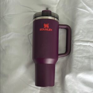 Stanley Quencher 40 oz Deep Purple Travel Mug